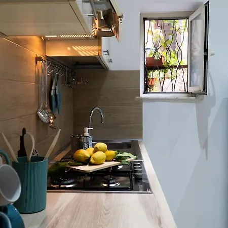 Апартаменты Santa Cecilia House Centro Palermo-350 Mt Stazione *