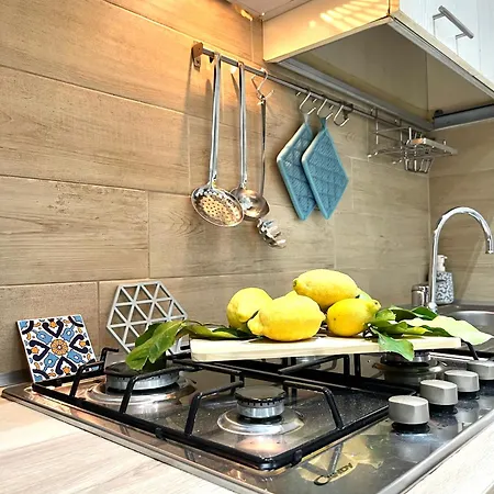Apartamento Santa Cecilia House Centro Palermo-350 Mt Stazione Palermo